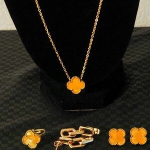 Elegant Orange Clovers 4 (Pcs) Jewelry Set